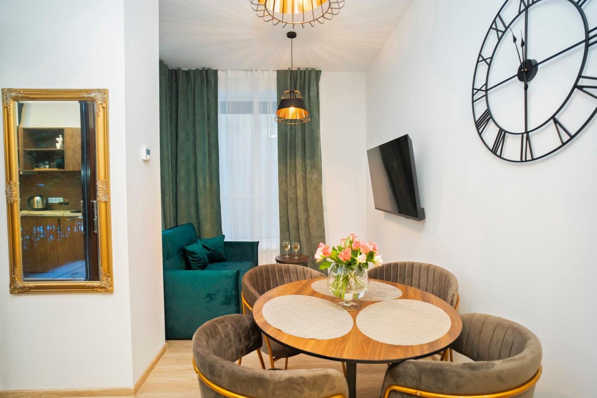 Central Station Apartment No1 カウナス エクステリア 写真